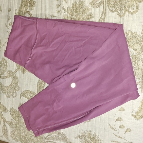 Lululemon leggings lilac color - Picture 2 of 5